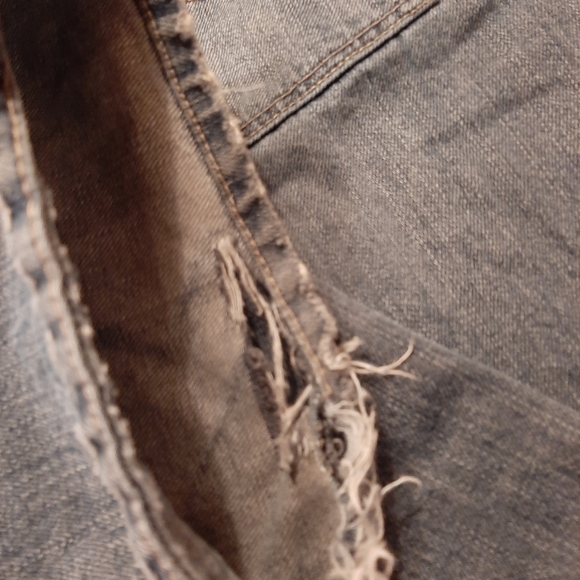 American Eagle Relaxed Size 33x32 - Picture 12 of 12